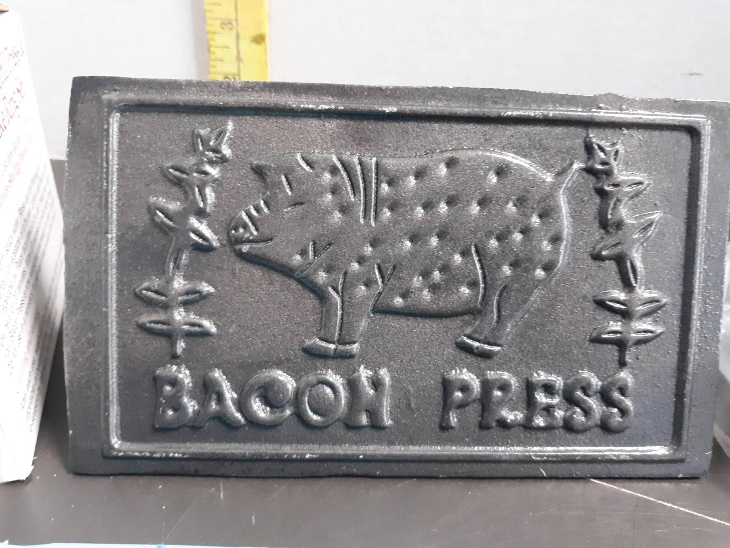 Cast Iron Pig Bacon/Grill Press, appears new