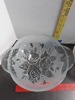 Vintage Frosted fruit bowl, Anchor Hocking 3 footed Bowl