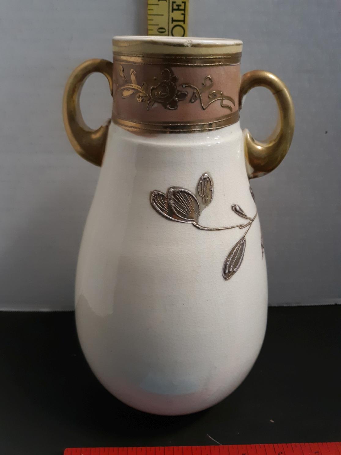 Vintage Nippon Japanese Morige Art Pottery Vase, small chip