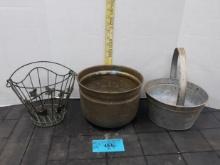 Metal Bucket lot