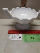 Vtg. MCM Tiffin- Franciscan Williamsburg Milk Glass Pedestal Compote