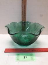 Teal Tiara Sandwich Glass Wavy Edged Salad/Dessert Serving Bowl
