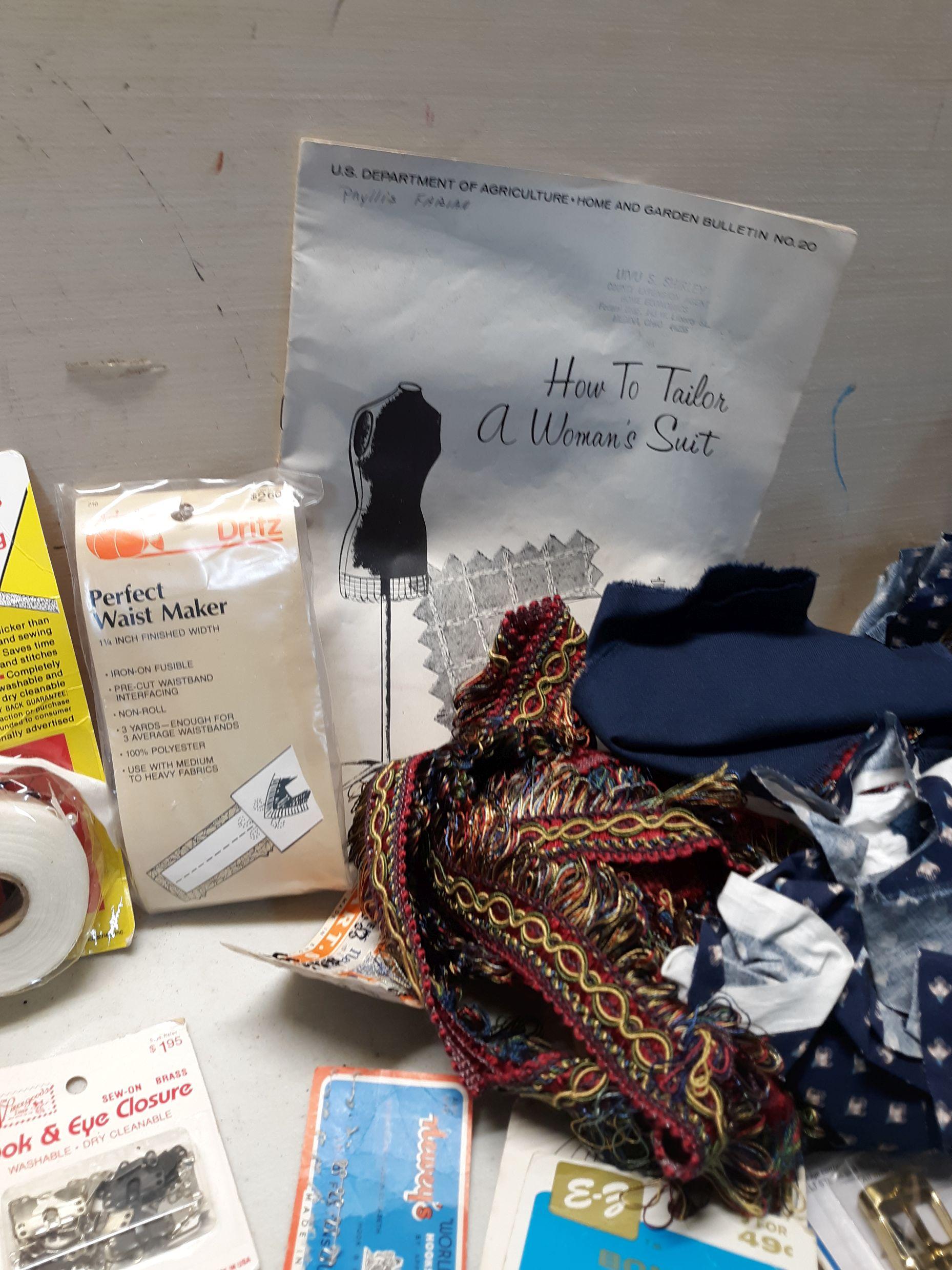 Misc Sewing/Craft Lot, thread, zippers, patterns and more