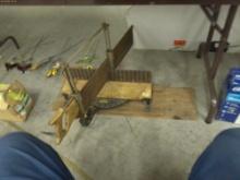 miter saw, vintage stanley #358 miter box with saw in great shape