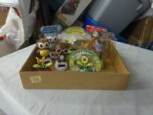 solar dancing figures, 8 total 5 are new in packages