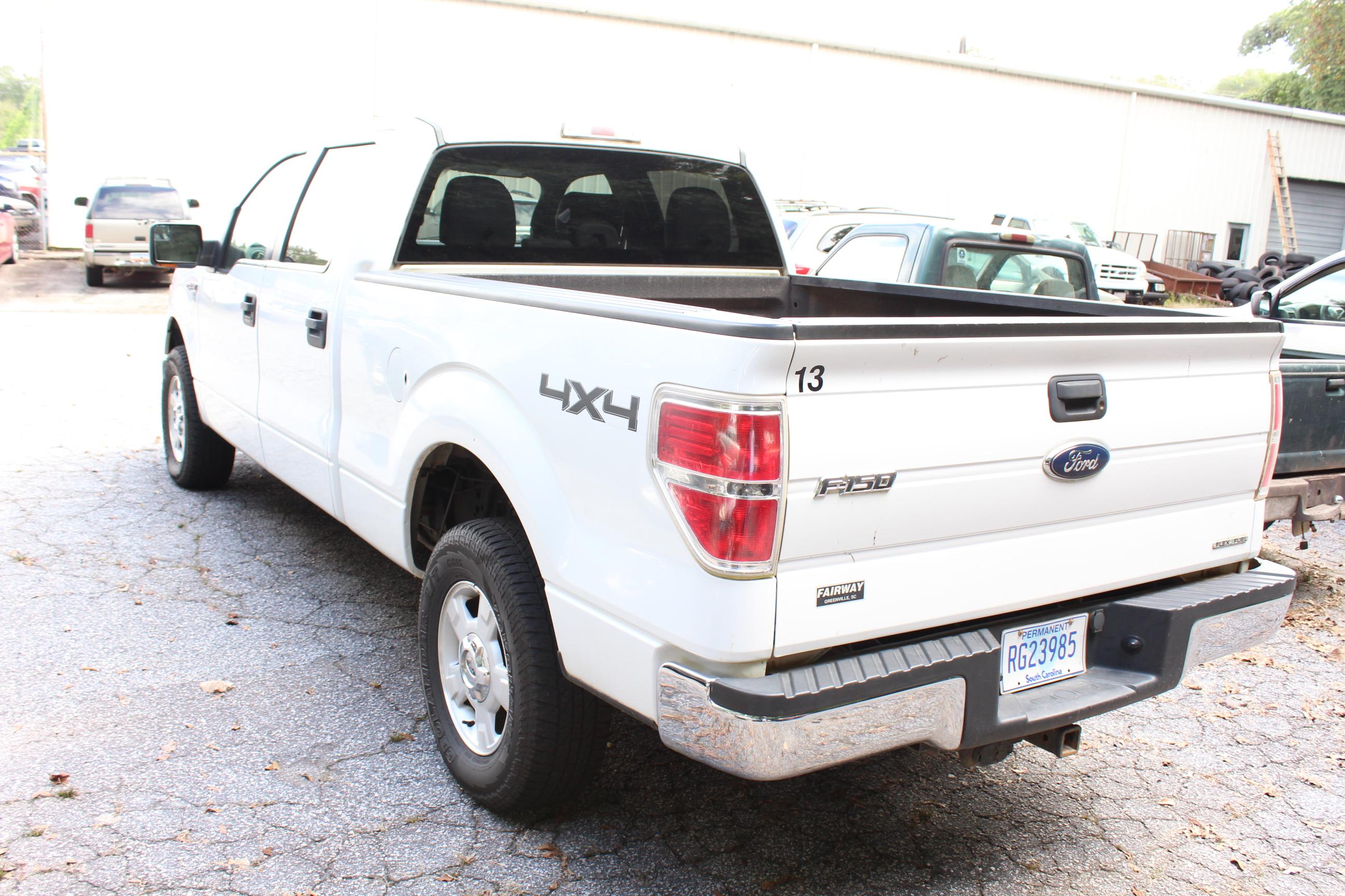 2014 Ford F-150 4x4 4-Door Pickup Truck w/Approx. 156,000 Miles