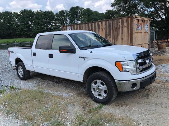 2014 Ford F-150 4x4 4-Door Pickup Truck w/Approx. 156,000 Miles