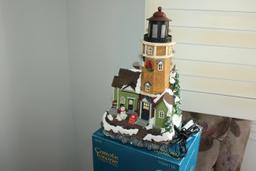 3 Decorative Pieces Used for Train Set