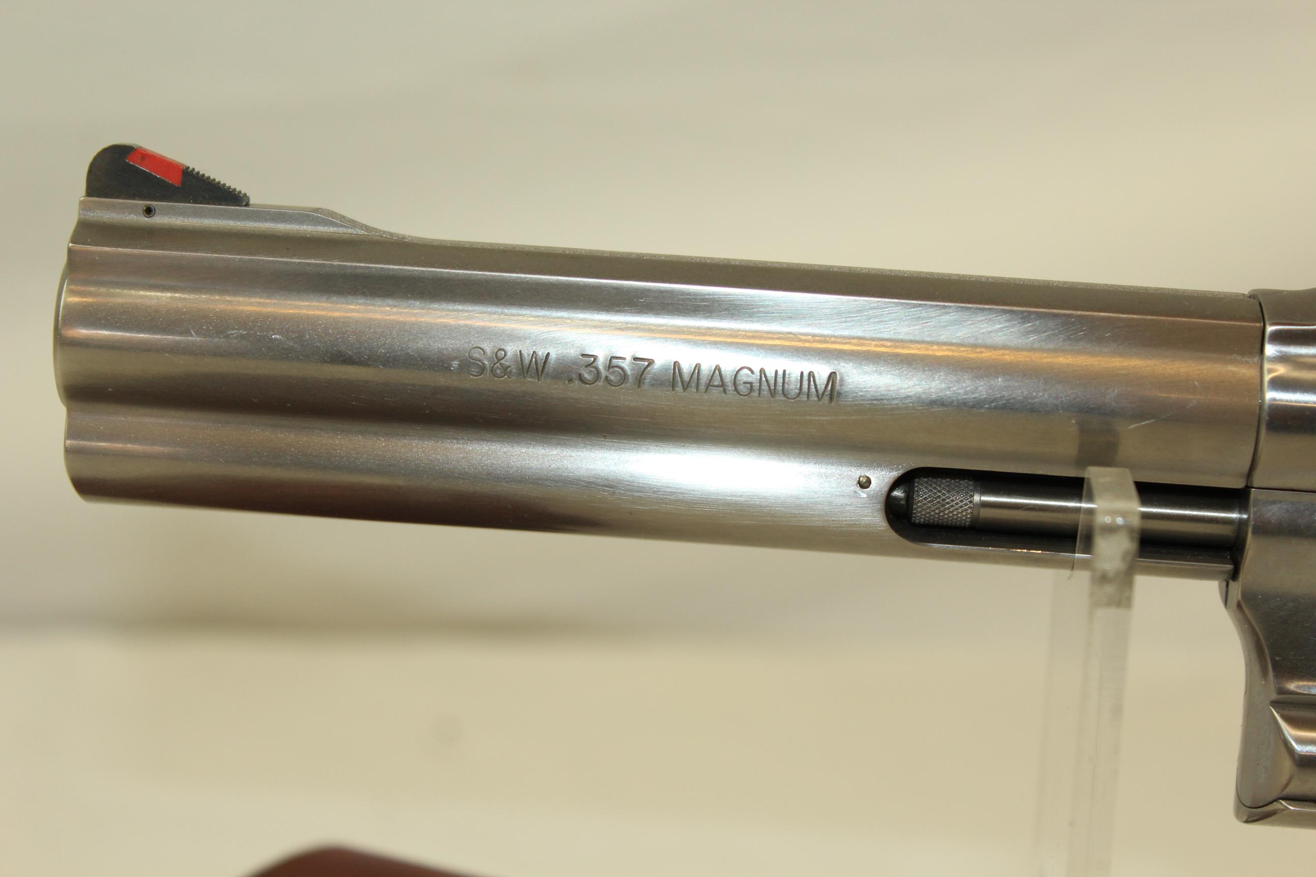 Smith & Wesson Model 686-6 .357 Mag. Revolver w/6" Barrel