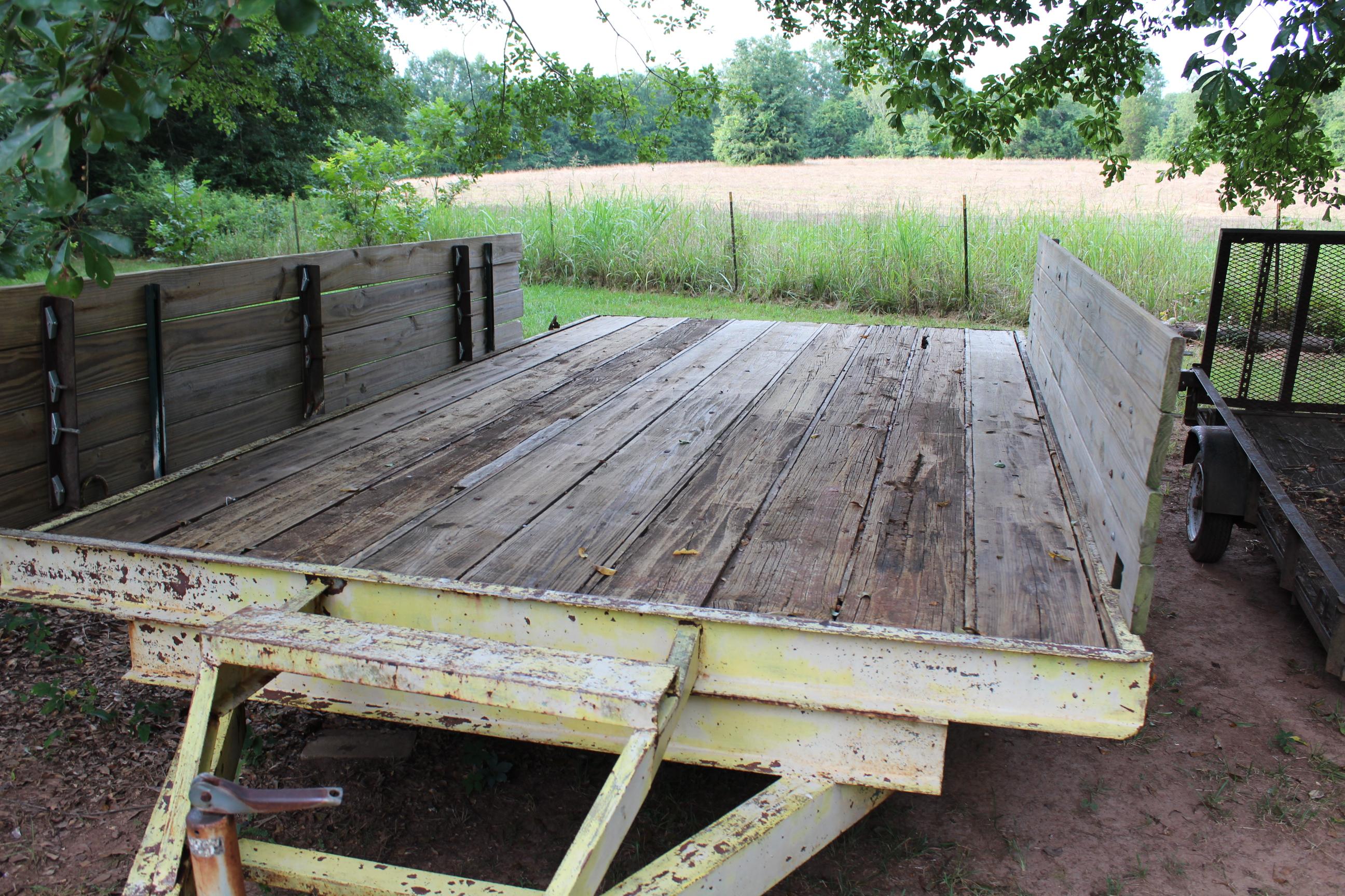 Triple Axle Equipment Trailer with 22' Flat Bed