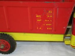 Wyandotte "Construction" Metal Dump Truck w/Front Loader