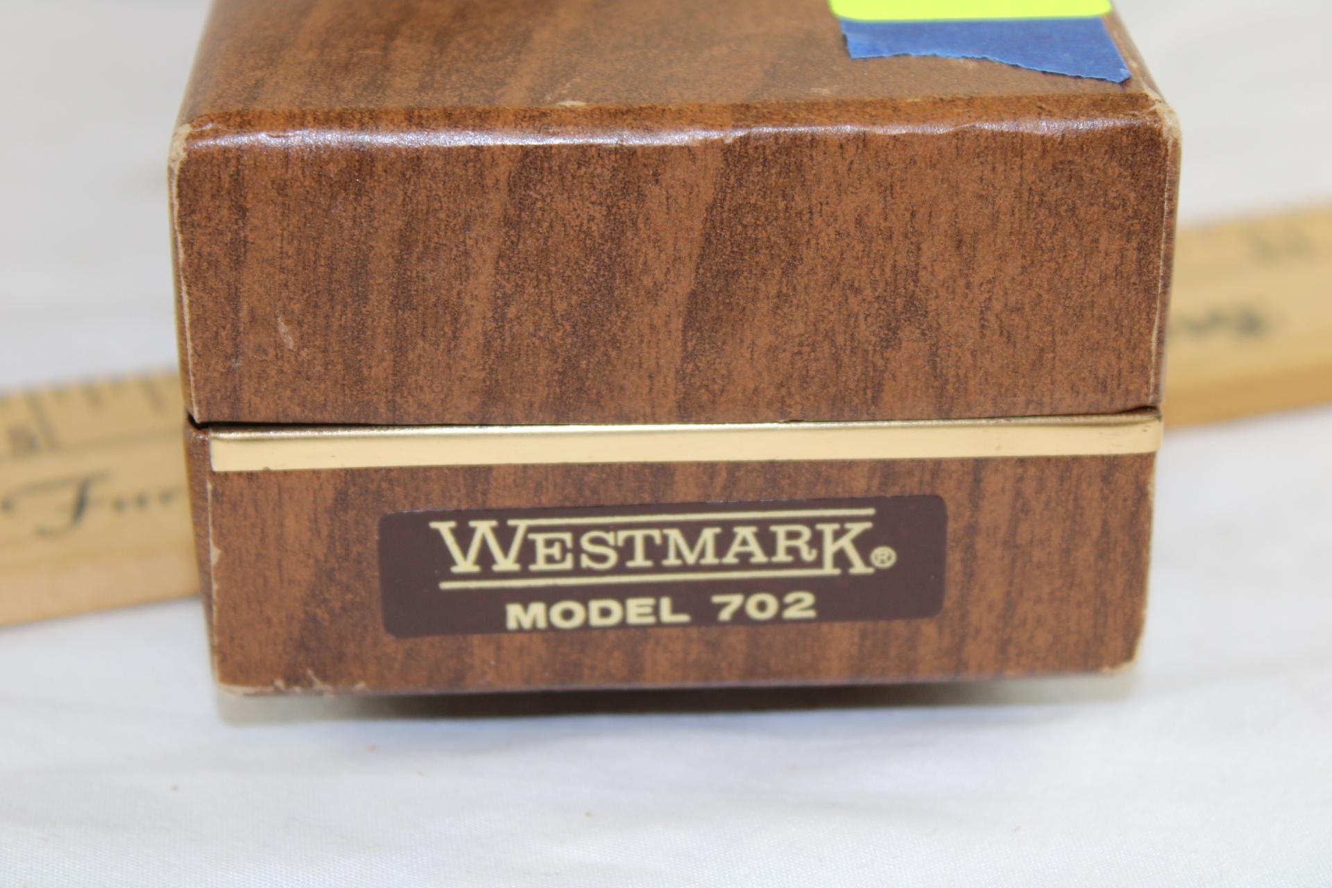 Westmark Model 702 Sportsman's Knife and Box