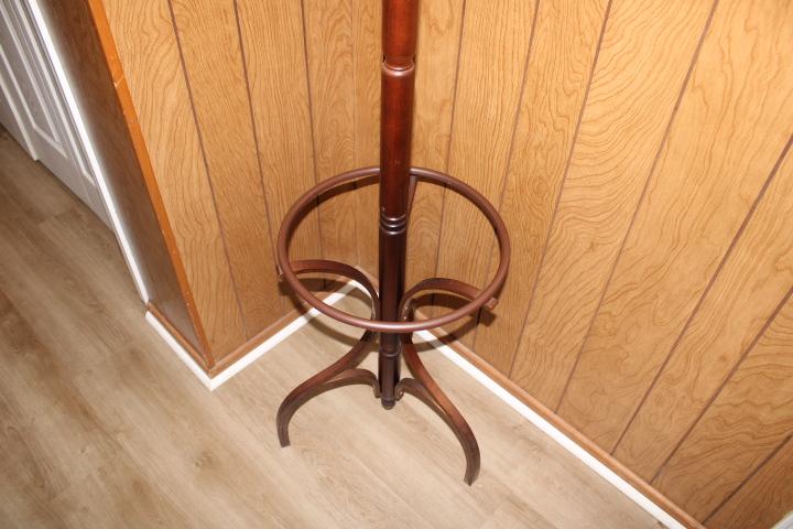 Bentley Style Hall Tree. Hat/Coat Rack