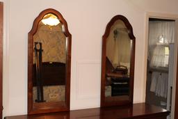 American Drew Dresser w/2 Mirrors