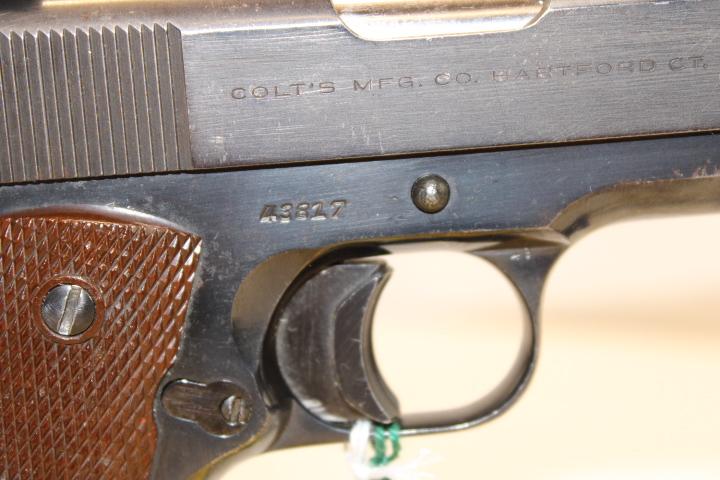 Colt "1911 Government Model" .45 Auto. Pistol w/3 Mags