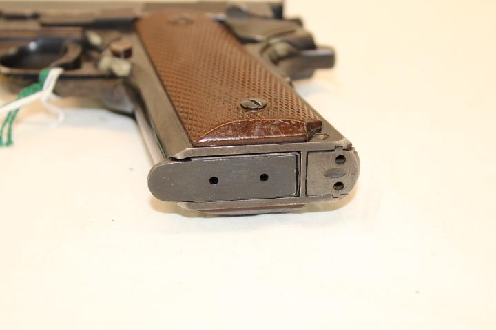 Colt "1911 Government Model" .45 Auto. Pistol w/3 Mags