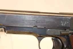 Colt "1911 Government Model" .45 Auto. Pistol w/3 Mags