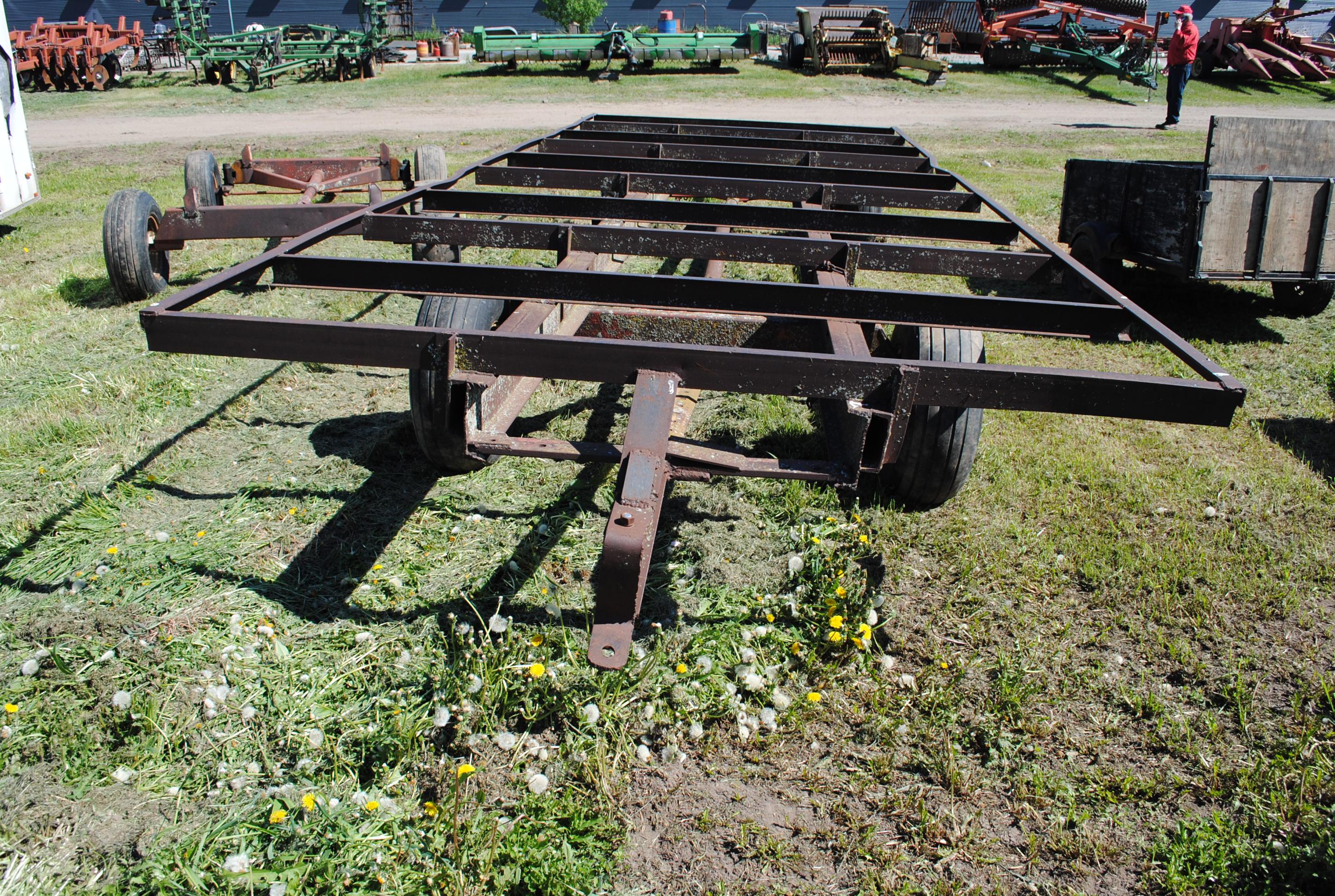 MN 10T Round Bale Wagon