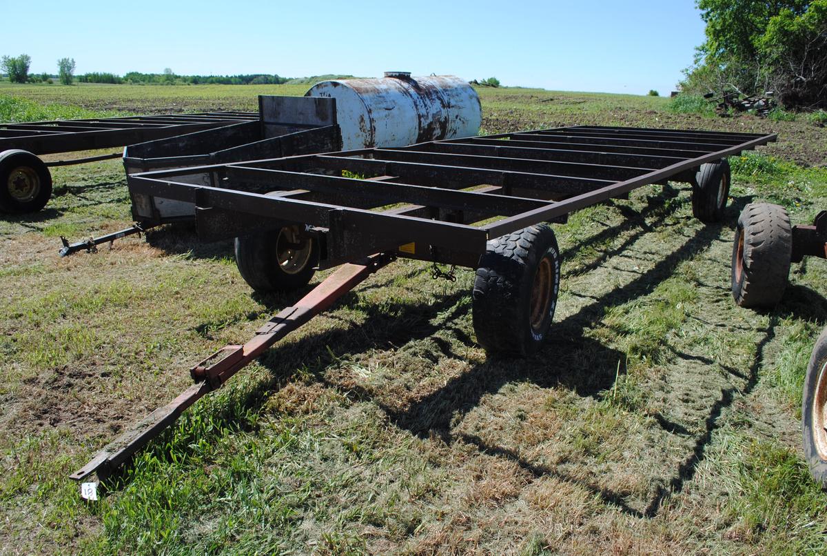 MN 10T Round Bale Wagon