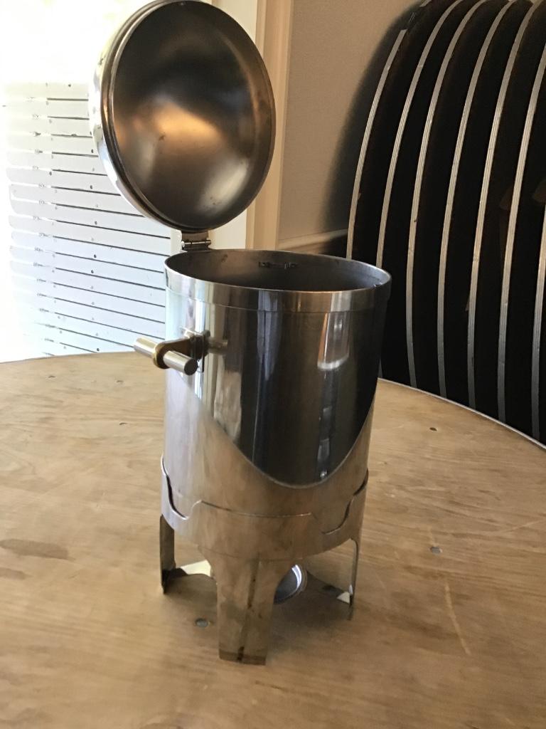 SOUP CHAFER