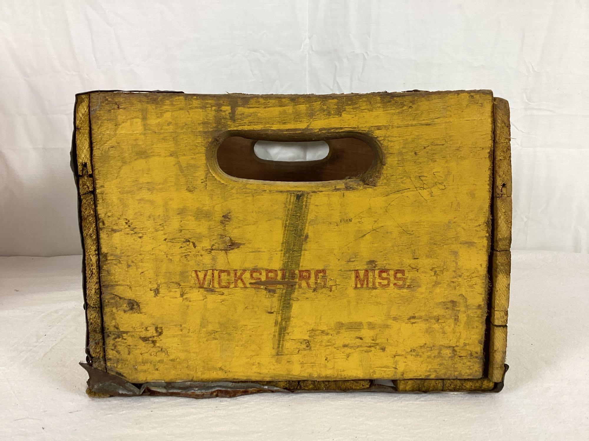 Early Yellow Drink Coca-Cola in Bottles Wooden Crate