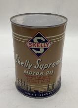 Skelly Supreme Quart Oil Can
