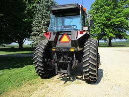 CASE 1896 TRACTOR