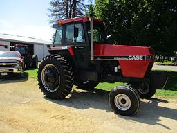 CASE 1896 TRACTOR