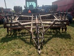 IH 48 Disk 18', manual fold wings