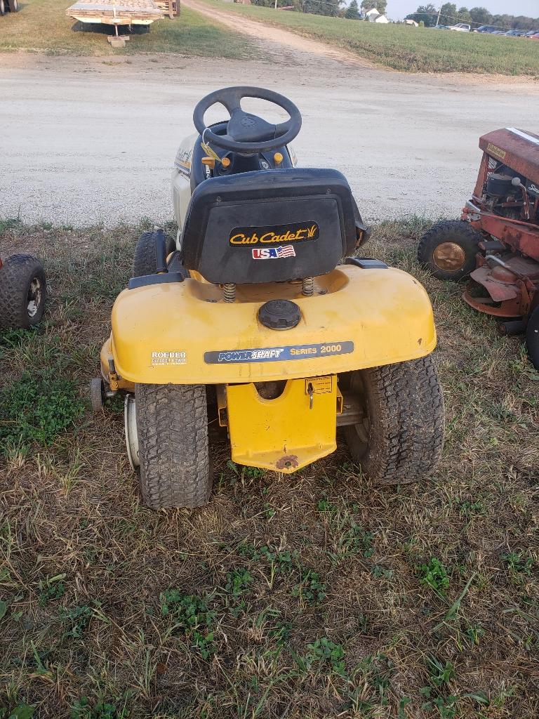 Cub Cadet LT2130