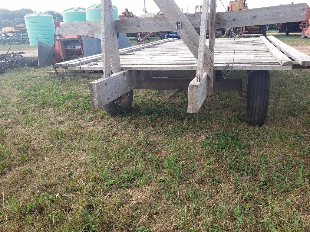 Hayrack 9'x18' on gear