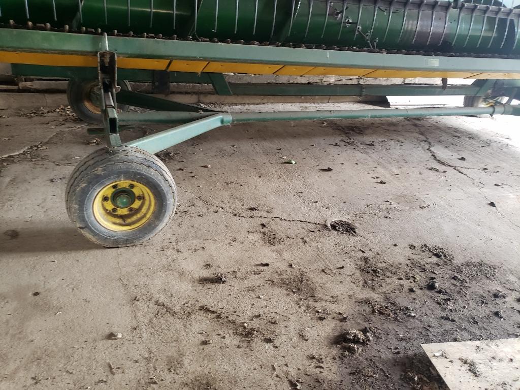 Undverferth HT 12 Head Cart