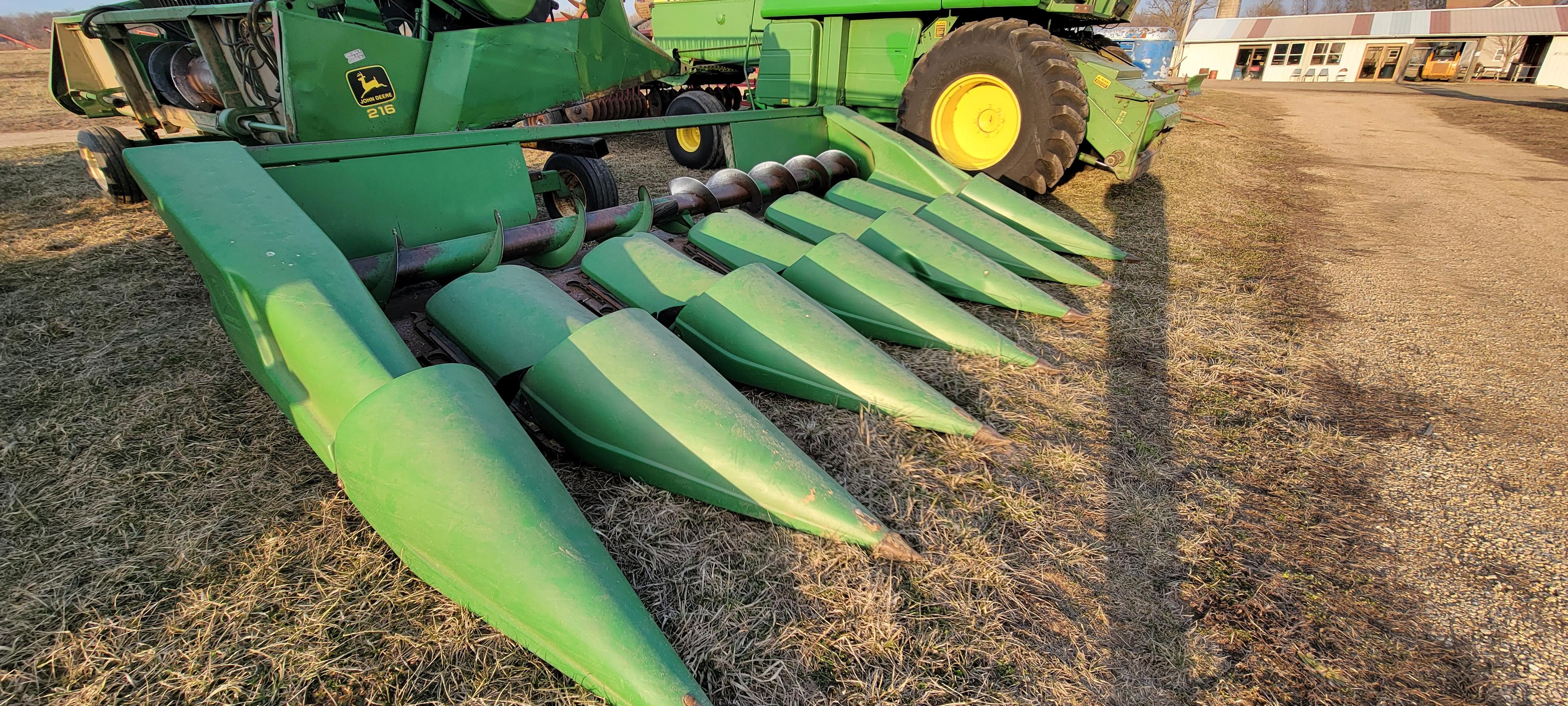 JD 643 Cornhead