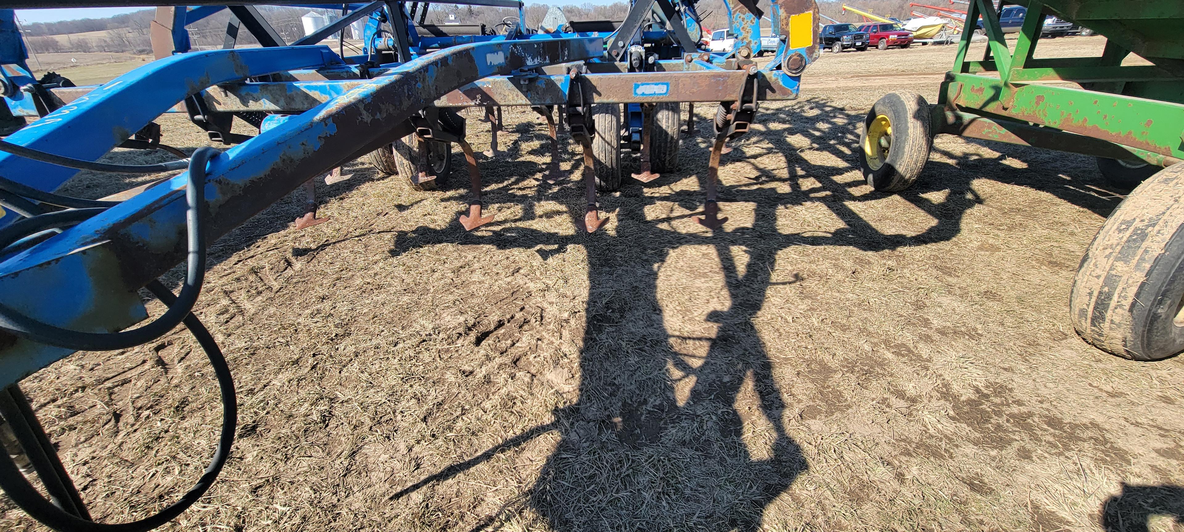DMI Field Cultivator