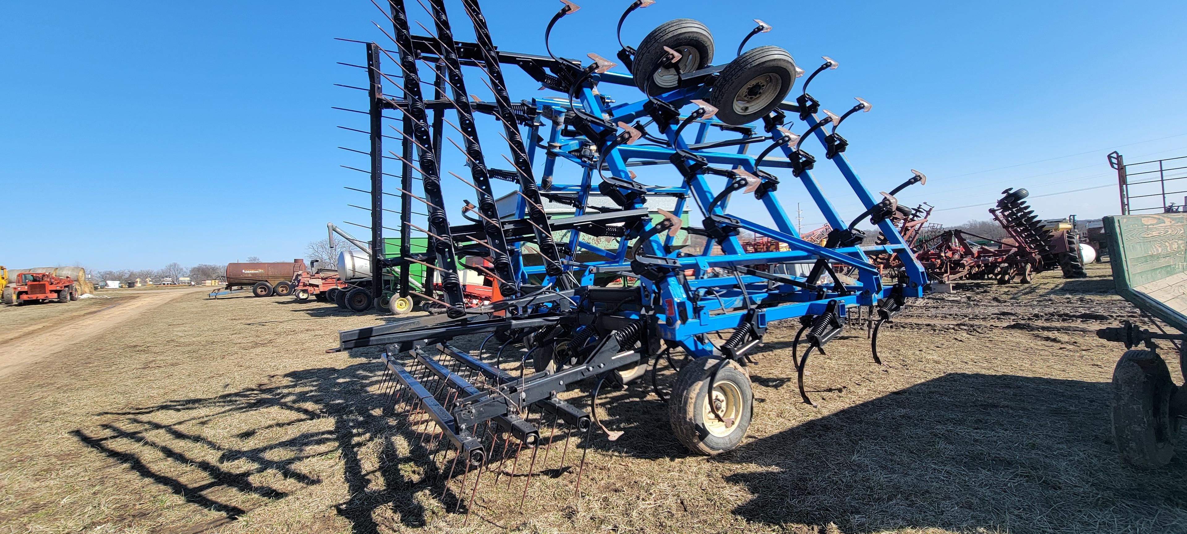DMI Field Cultivator