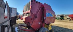 NH BR790 Round Baler