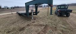 Chilton Gooseneck Flatbed Trailer 1984     title