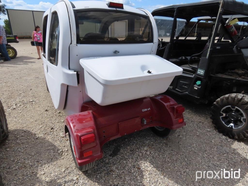 GEM E4 ELECTRIC APPX MILES 3,714 SERIAL # 45319