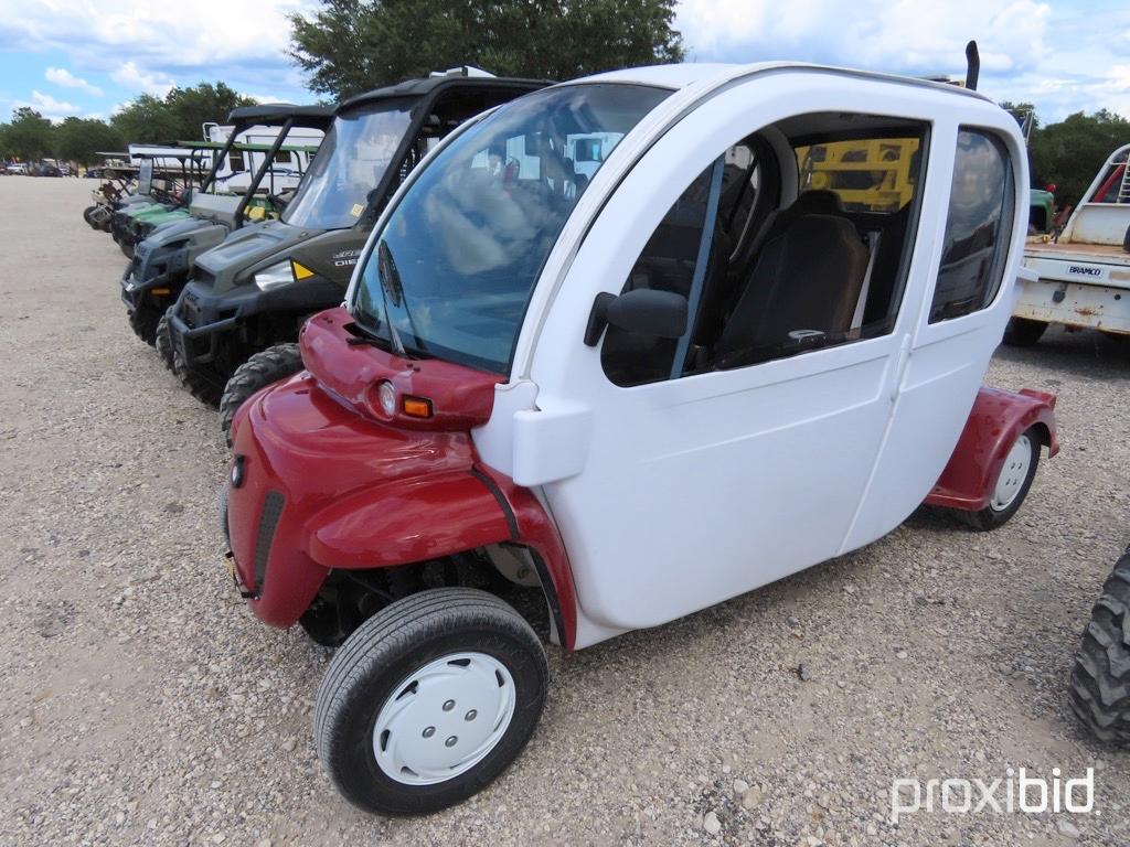 GEM E4 ELECTRIC APPX MILES 3,714 SERIAL # 45319