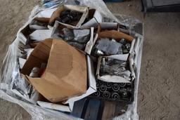 PALLET OF ASSORTED HYDRAULIC FITTINGS