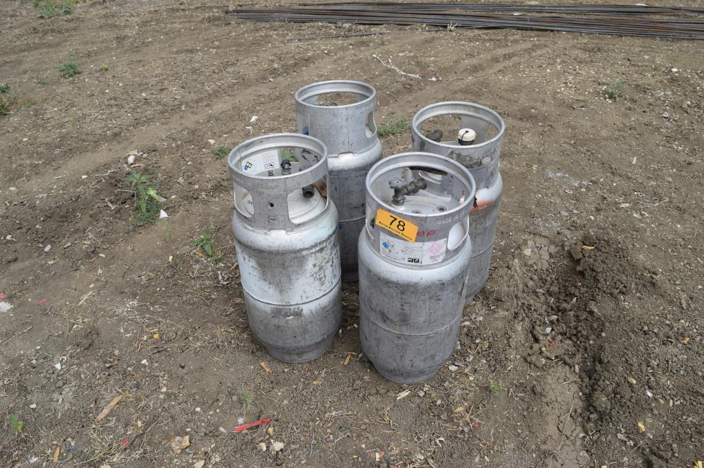 4 FORKLIFT PROPANE BOTTLES
