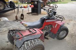 1984 HONDA TRX 200 4 WHEELER (RUNNING) (RUNNING)