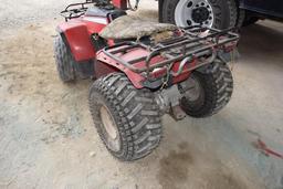 1984 HONDA TRX 200 4 WHEELER (RUNNING) (RUNNING)