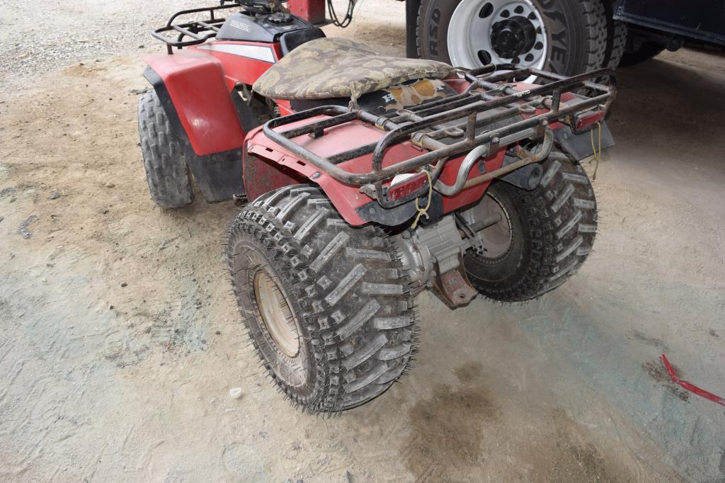 1984 HONDA TRX 200 4 WHEELER (RUNNING) (RUNNING)