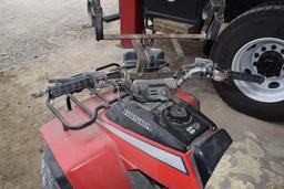 1984 HONDA TRX 200 4 WHEELER (RUNNING) (RUNNING)