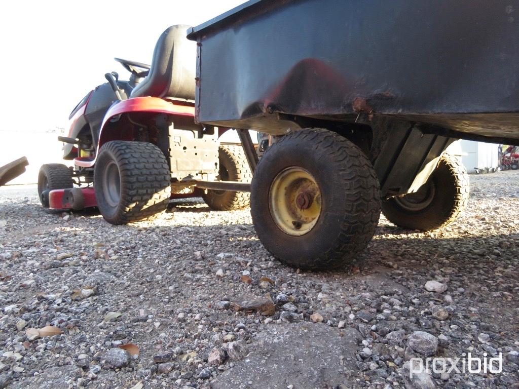 CRAFTSMAN YTS3000 RIDING MOWER AND LAWN TRAILER  (SERIAL # 092110A037150