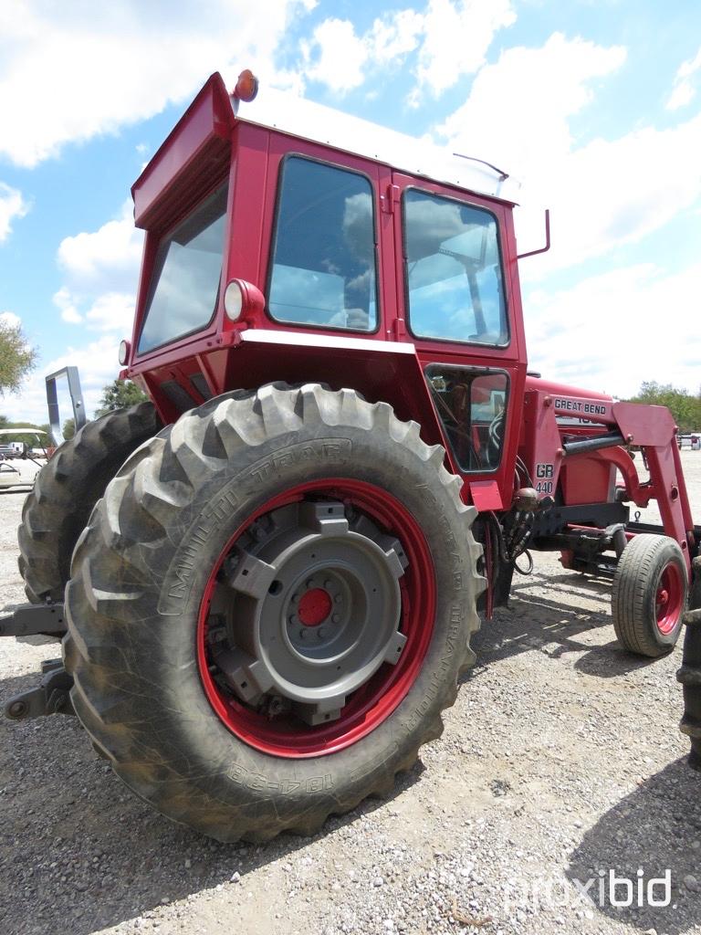 MF 1085 TRACTOR W/ GREAT BEND 440 LOADER (SERIAL # 9B76027) (SHOWING APPX 4,788 HOURS)