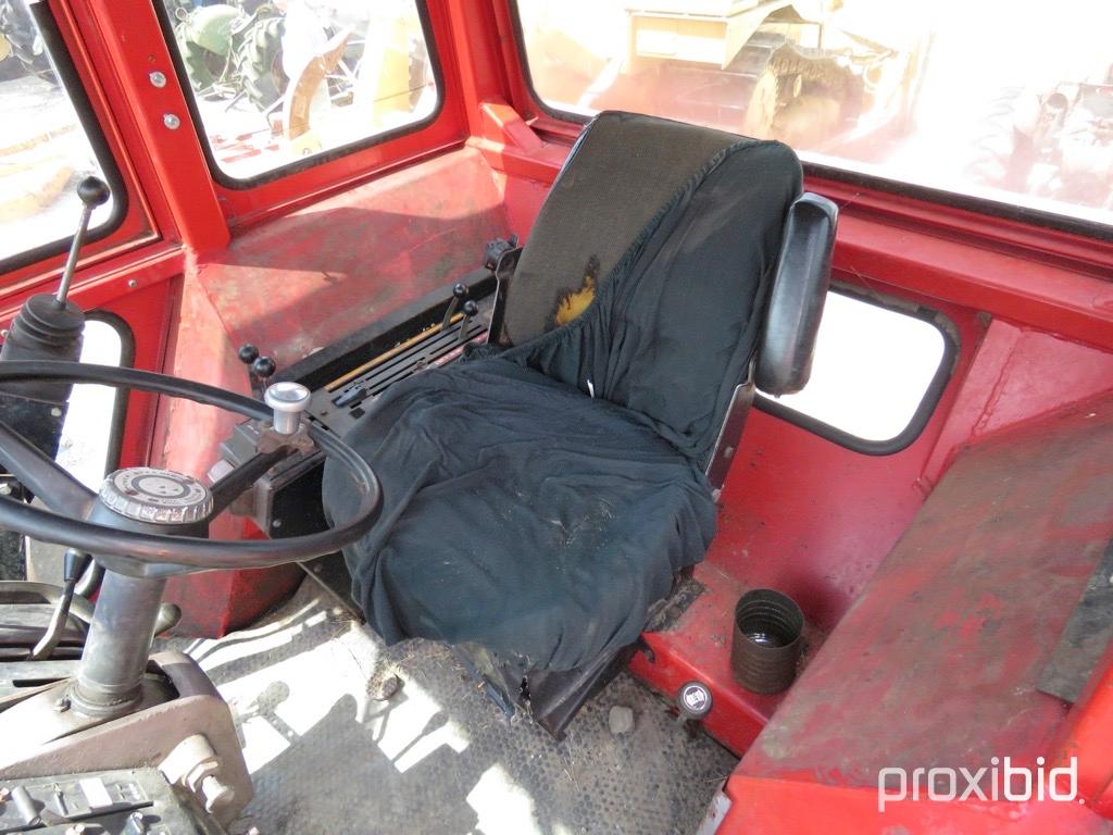 MF 1085 TRACTOR W/ GREAT BEND 440 LOADER (SERIAL # 9B76027) (SHOWING APPX 4,788 HOURS)
