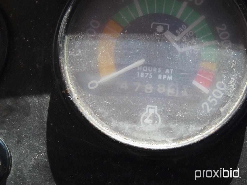 MF 1085 TRACTOR W/ GREAT BEND 440 LOADER (SERIAL # 9B76027) (SHOWING APPX 4,788 HOURS)