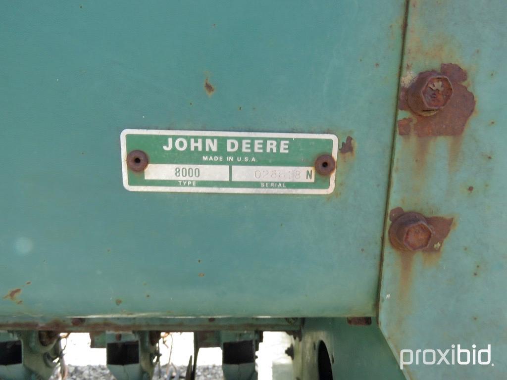 JD 8300 GRAIN DRILL